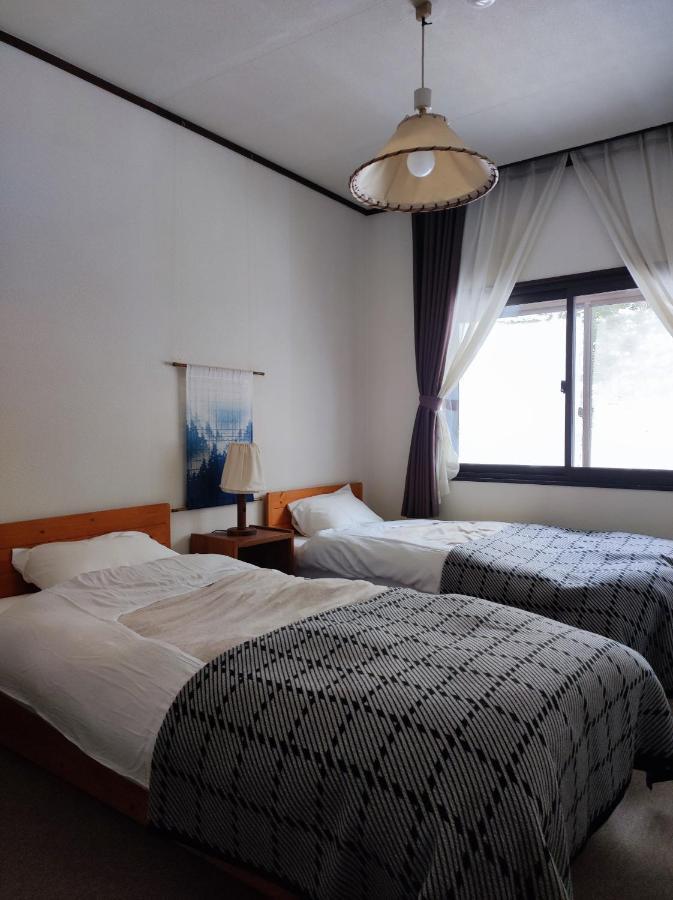 Guest House Zu-Thones Хакуба-Мура Экстерьер фото