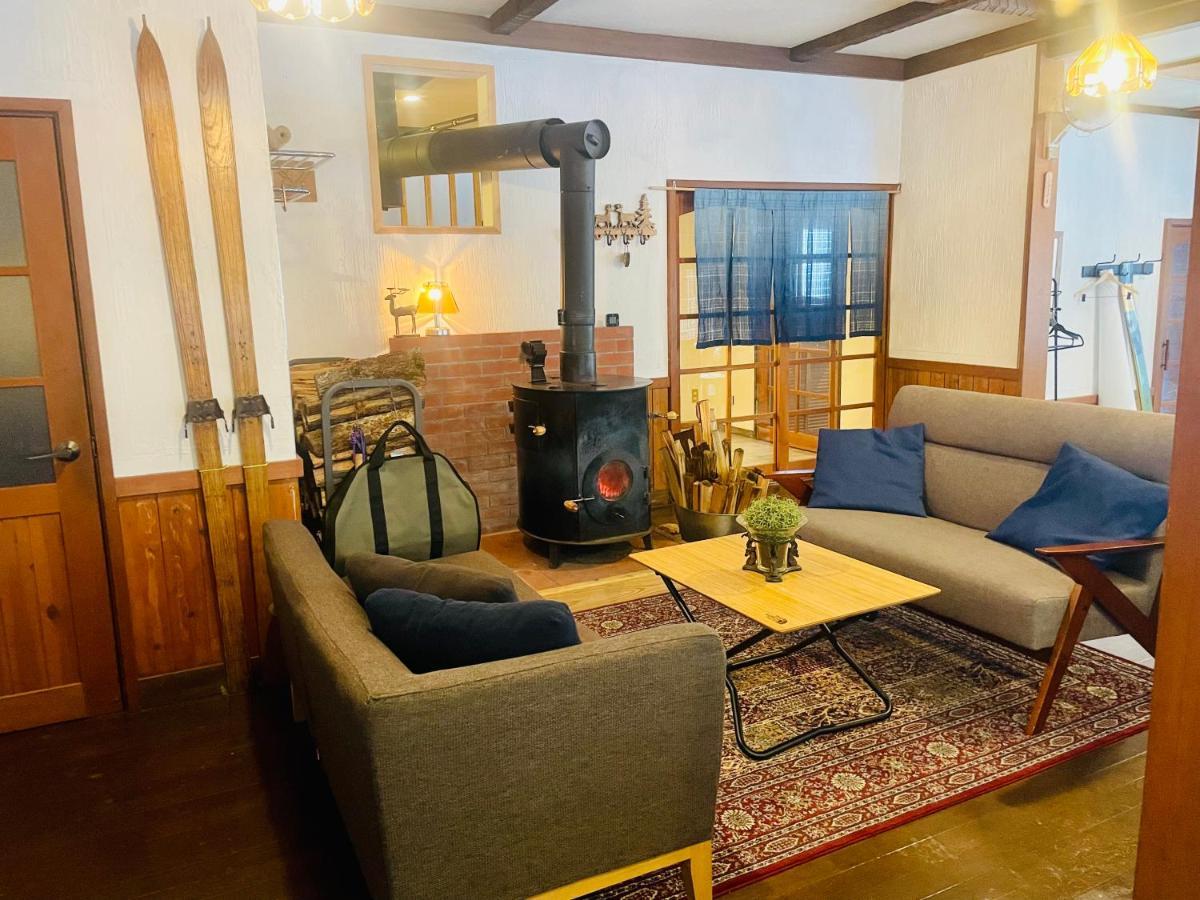 Guest House Zu-Thones Хакуба-Мура Экстерьер фото